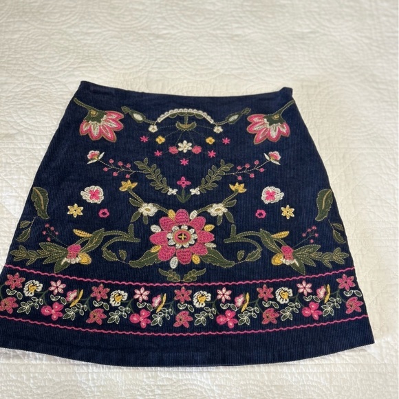 Harper Dresses & Skirts - Harper Franchesca’s Brand, Navy Corduroy Embroidered Mini Skirt.Size S.Artsy.